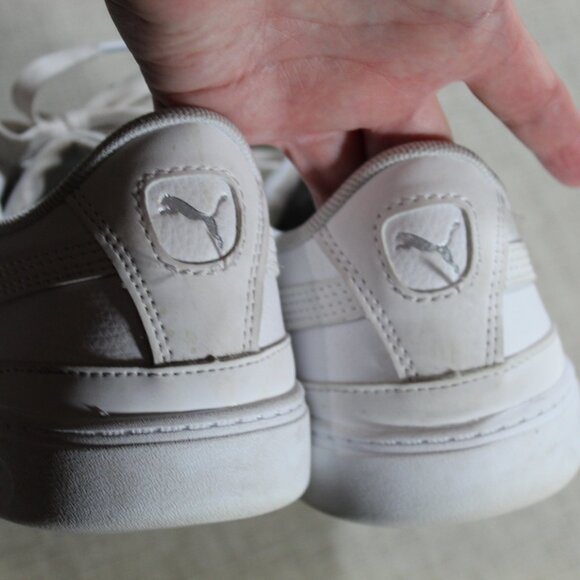 Puma Size 9 White on White Athletic Sneakers - EUC - Picture 5 of 6